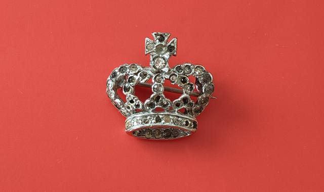 Bijoux, accessoires broche fantaisie métal argenté