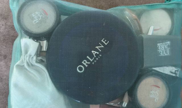 Bijoux, accessoires lot de fards et crayon de maquillage, yeux et visage