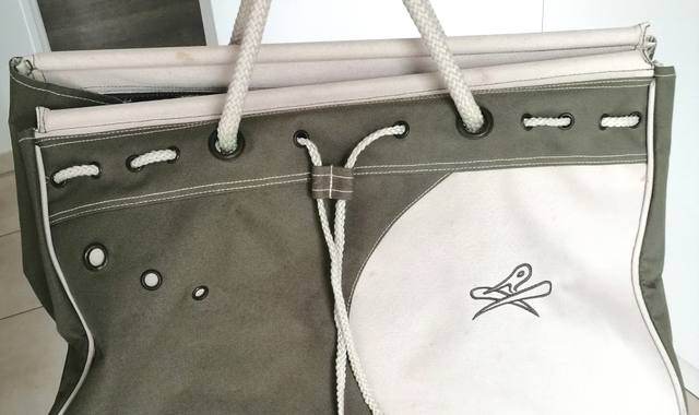Bijoux, accessoires sac de voyage