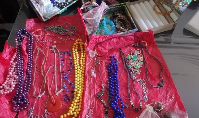 Bijoux, accessoires bijoux fantaisie