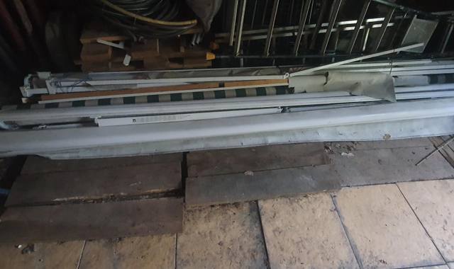 Bricolage mécanisme de store électrique