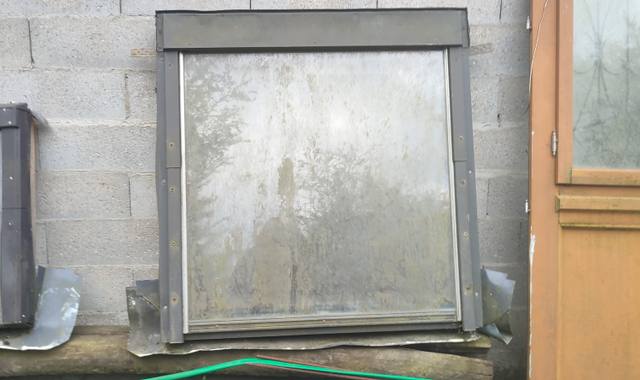 Bricolage 2 chassis de toit et porte entree