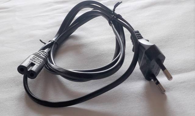 Bricolage câble secteur bipolaire 1,50 m