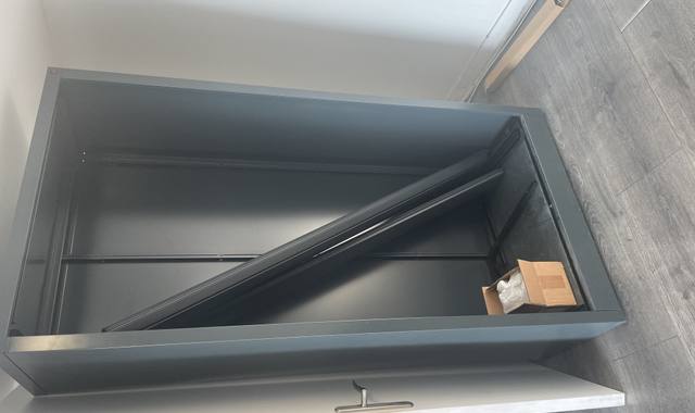 Bricolage armoires métalliques