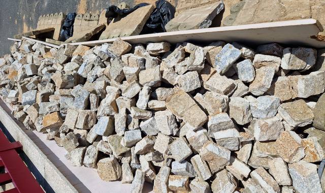 Bricolage pavés granit