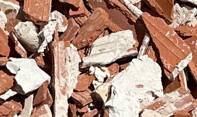 Bricolage gravats pour remblais