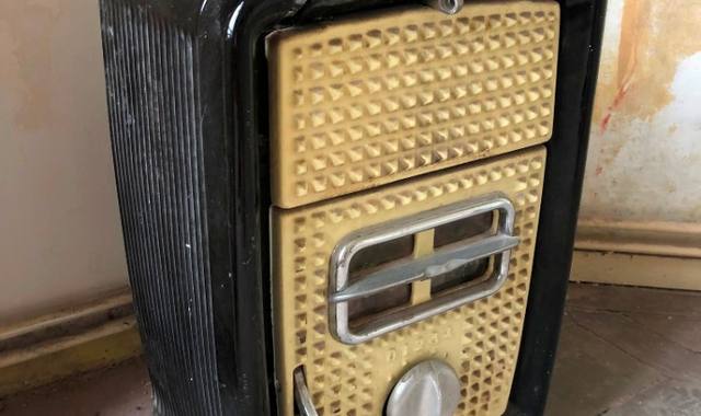 Bricolage poêle à charbon ancien Arthur Martin 4090A pour Collection