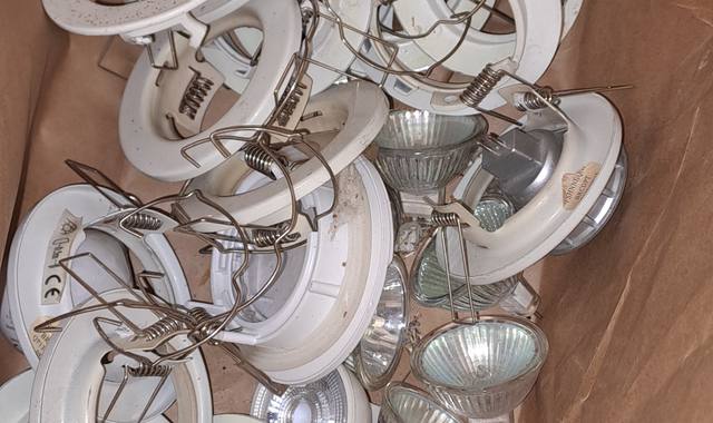 Bricolage  Ensemble spots et lampes pour plafonniers