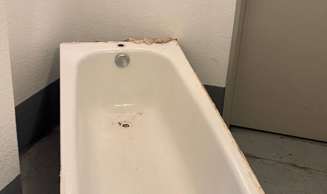 Bricolage je donne une baignoire