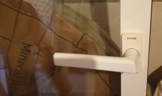 Bricolage Fenêtre oscillo-battante alu Kline 90 × 165