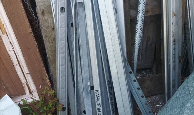 Bricolage montant et rails