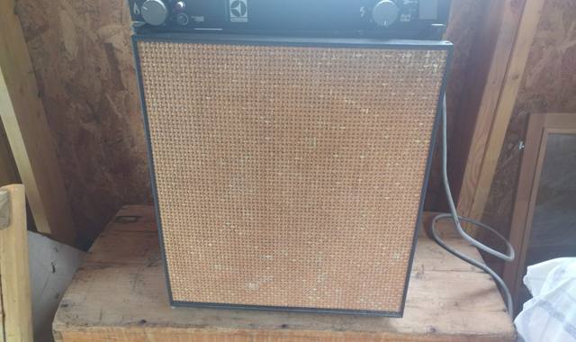 Camping petit refrigérateur . frigo de camping