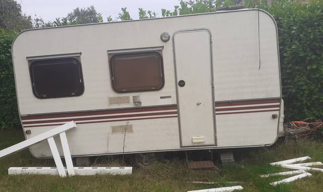 Camping caravane  en dur
