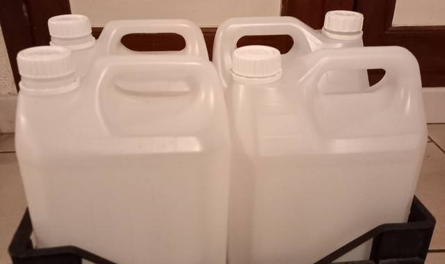 Camping jerricans de 5 litres