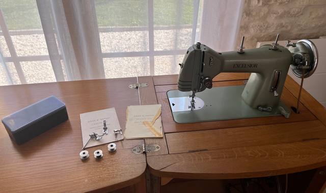Collection machine à coudre ancienne