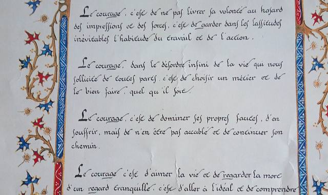 Collection image imitant les enluminures du passé ( texte sur le courage)