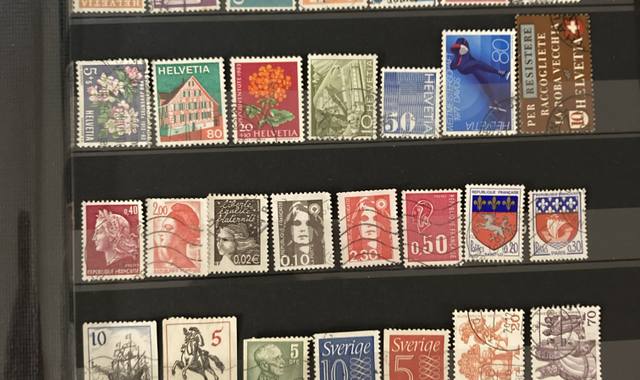 Collection lot timbres du MONDE - 01-05