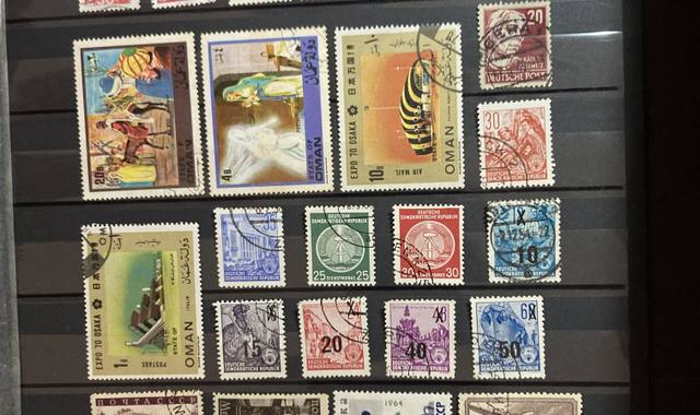 Collection timbres du MONDE - 34.1