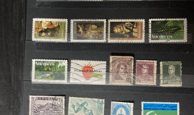 Collection timbres du MONDE - 45