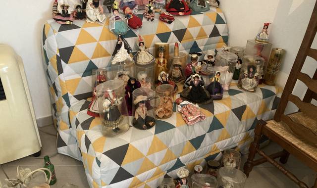 Collection collection de poupées folkloriques