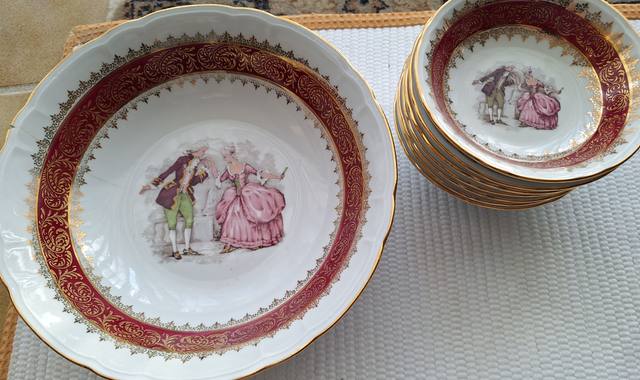 Divers service dessert porcelaine du Berry