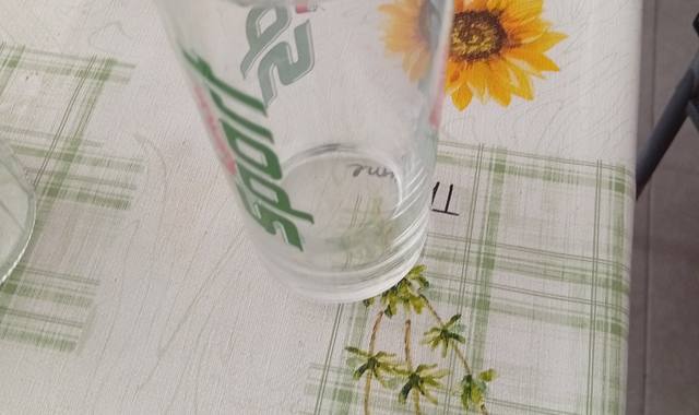 Divers verre sport sirop