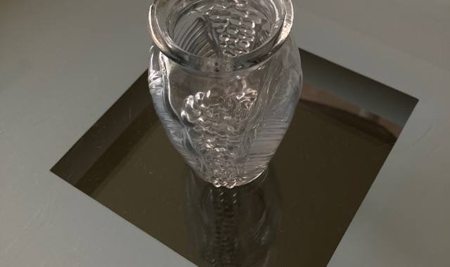 Divers petit vase