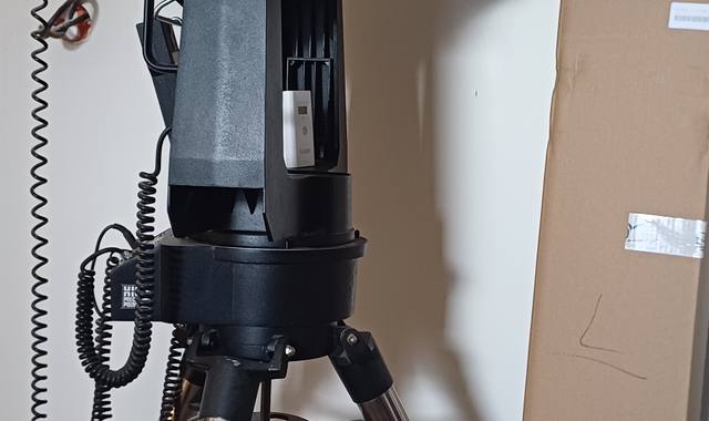 Divers telescope meade LX200 10 pouces