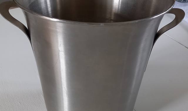 Divers seau à champagne