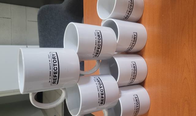 Divers mugs Refectory neufs