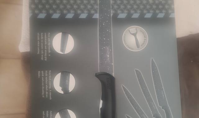 Divers couteaux de cuisine