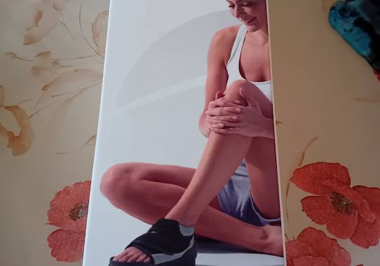 Divers chaussure post operatoire pied droit