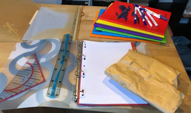 Divers fournitures scolaires