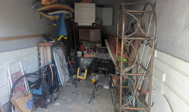 Divers vide garage