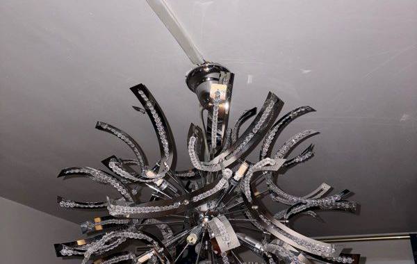 Divers lustre design chrome et cristal - effet feu d'artifice