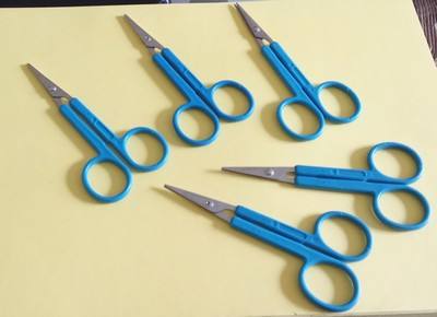 Divers lot de 5 petits ciseaux