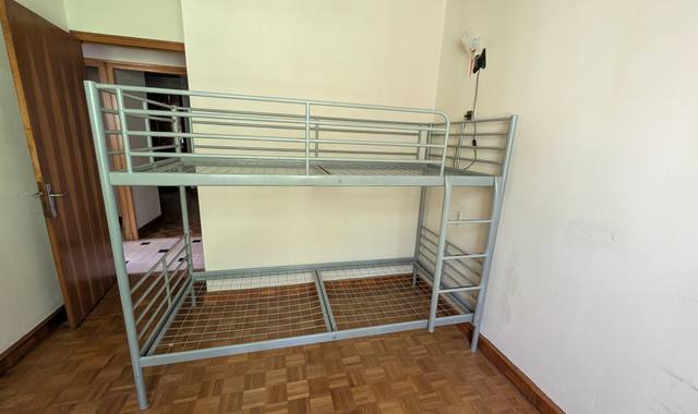 Divers vide maison objets divers (meubles, appareils pour la cuisine, lustres ...)