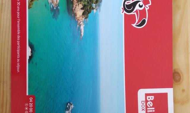 Divers beli box voyage