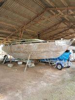 Divers coque de bateau type Sauvignon