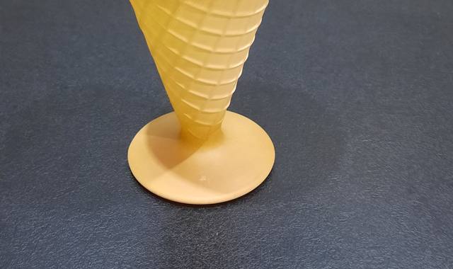 Divers coupelles de glace