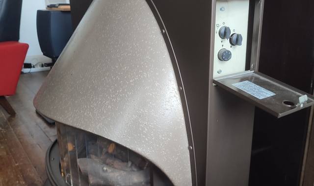 Divers convecteurs gaz en état de fonctionnement