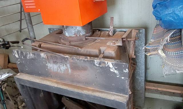 Divers un insert marque "supra"