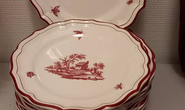 Divers vaisselle faïence GIEN