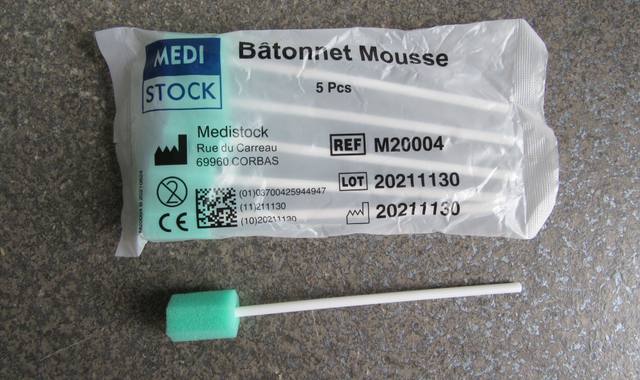 Divers bâtonnets de mousse
