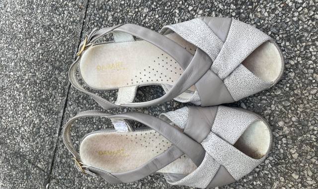 Divers chaussures femme marque  „damart“ pointure 37