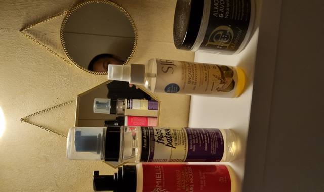 Divers produits capillaires afro