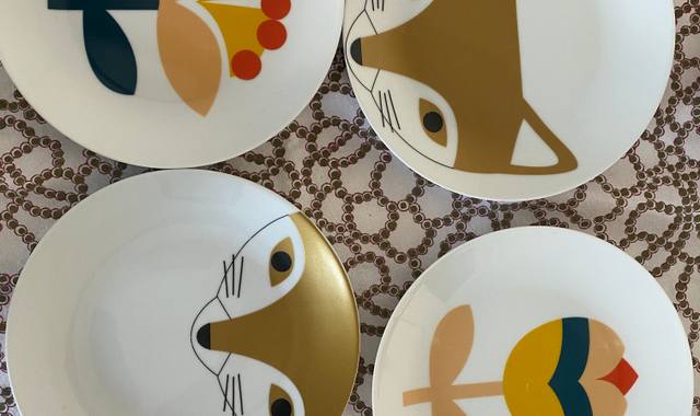 Divers 4 assiettes dessert monoprix