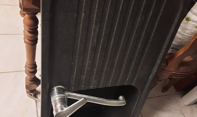 Divers evier et robinet un bac