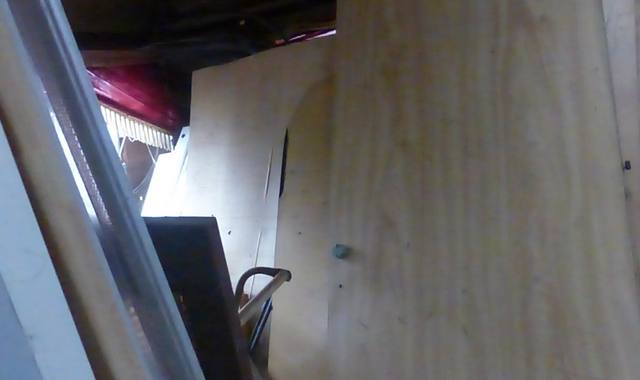 Divers planches en bois : dimensions et nature variées