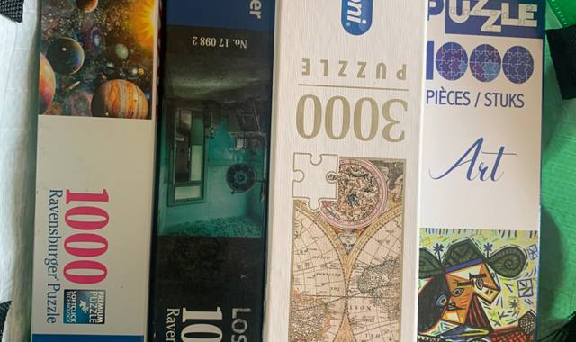 Divers lot de puzzles de 1000 à 3000 pièces